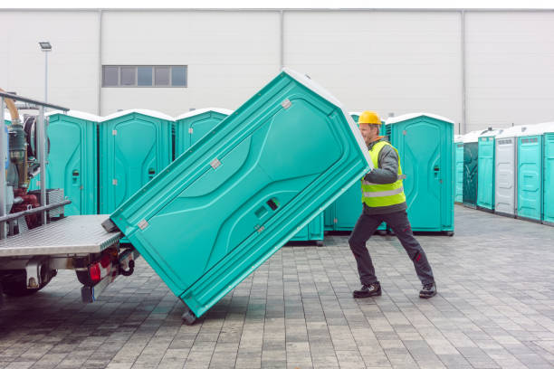 Best Porta potty delivery and setup  in Newhall, IA