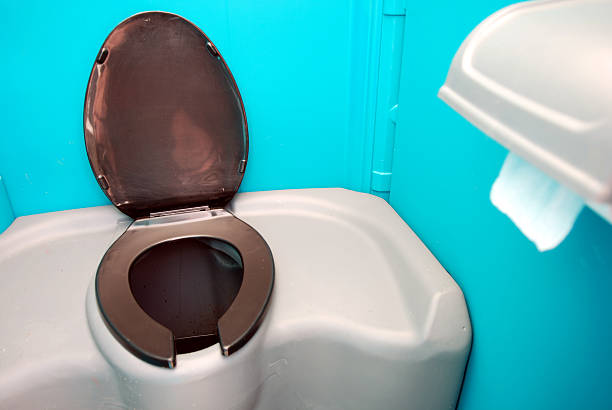 Best Porta potty rental near me  in Newhall, IA